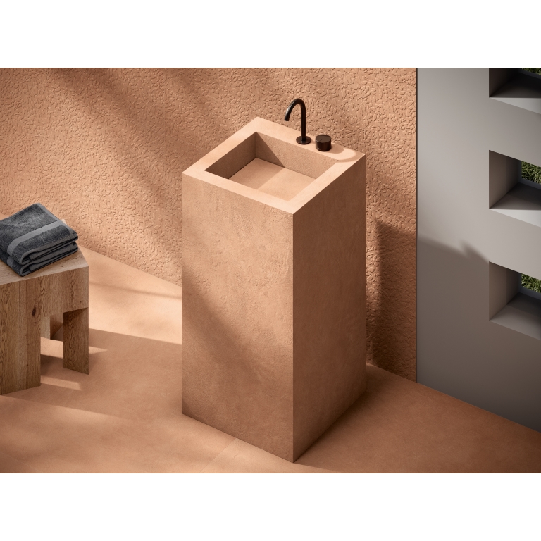 CLAYTONE - 24X47 GROOVE, SAND, MATTE